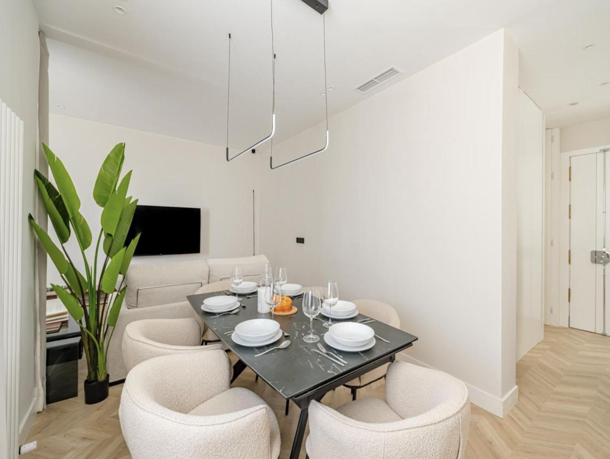 La Perla Fondazione Prada Appartement Milan
